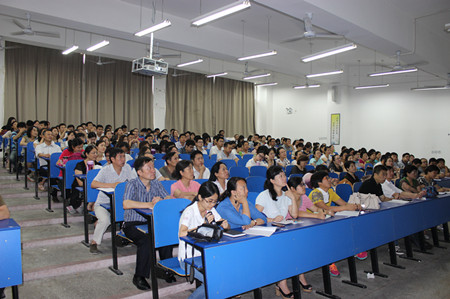 人口学校培训_红河街道到人口学校进行计生知识培训活动(2)